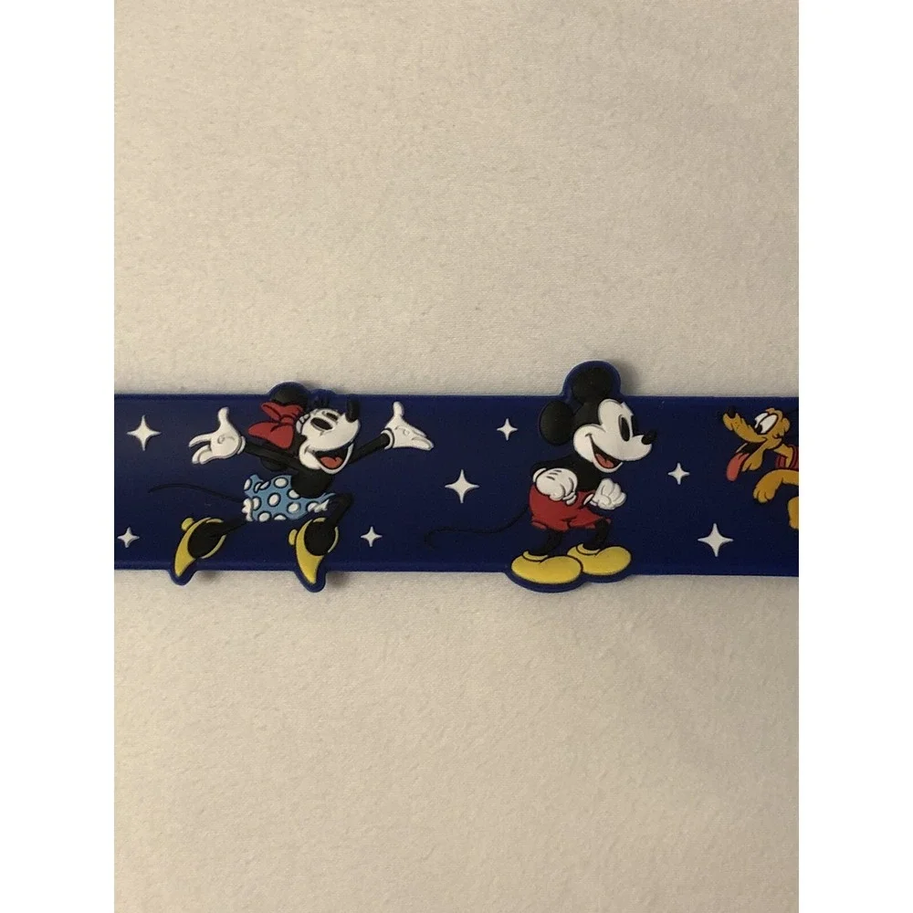 NEW Walt Disney Parks Mickey & Friends Slap Bracelet Minnie Donald Pluto Goofy‎